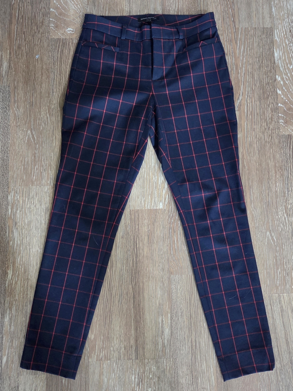Banana Republic Sloan Navy Pants with Red Windowpane